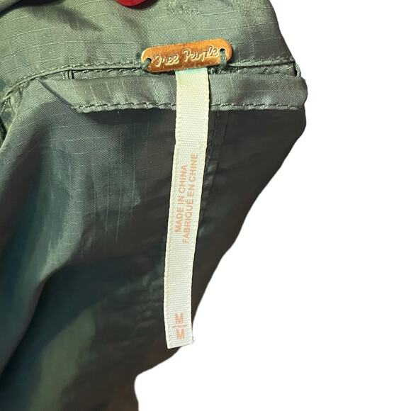 FREE PEOPLE EUC Green Light Weight Open Jacket with an attached hood size Medium - Picture 2 of 12